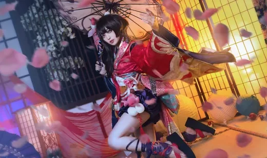 樱花飞舞穿着和服的日本美女壁纸图片