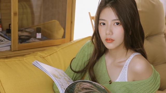 超级养眼的小仙女-iPhone17-1