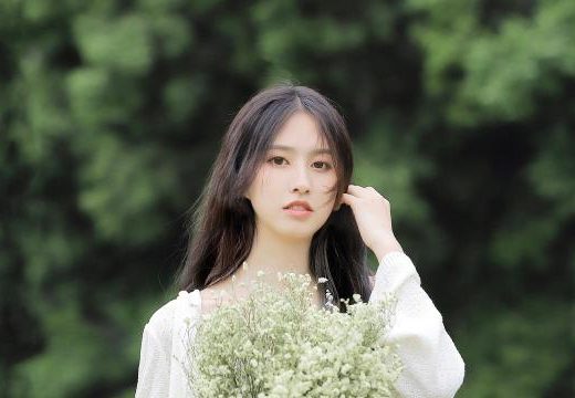 精致清新长发美女
