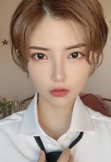 假小子，帅气的短发美女假小子图片-iPhone17-1