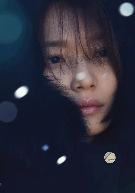 冬季美女头像写真手机背景