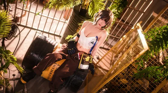 坐在空油桶上的性感吊带白衣加工装裤cosplay美女高清室内写真壁纸-iPhone17-1