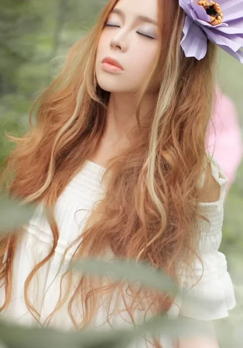 美女与自然之美高清手机壁纸