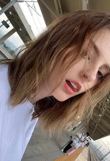 高颜值青春靓丽的白俄罗斯美女嫩模精选日常生活照片