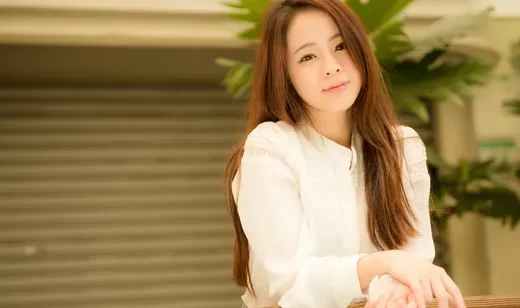 超高清6000×4000长发清纯美女图片