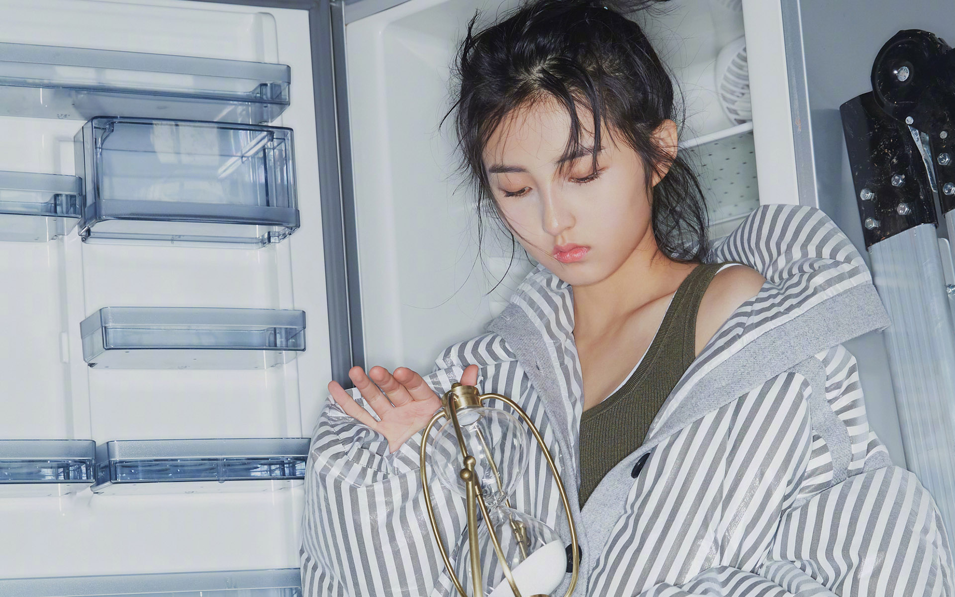 美女写真-iPhone17-1