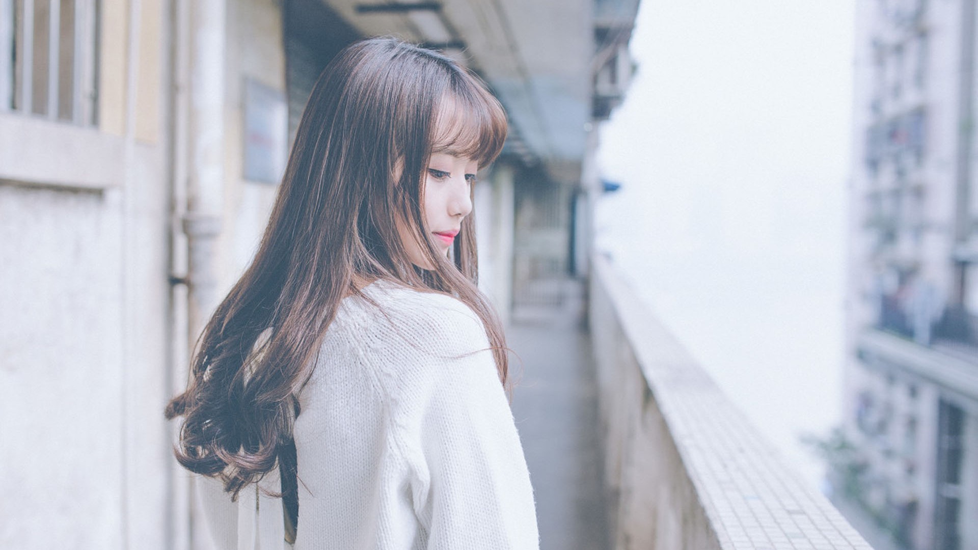 美女写真-iPhone17-1