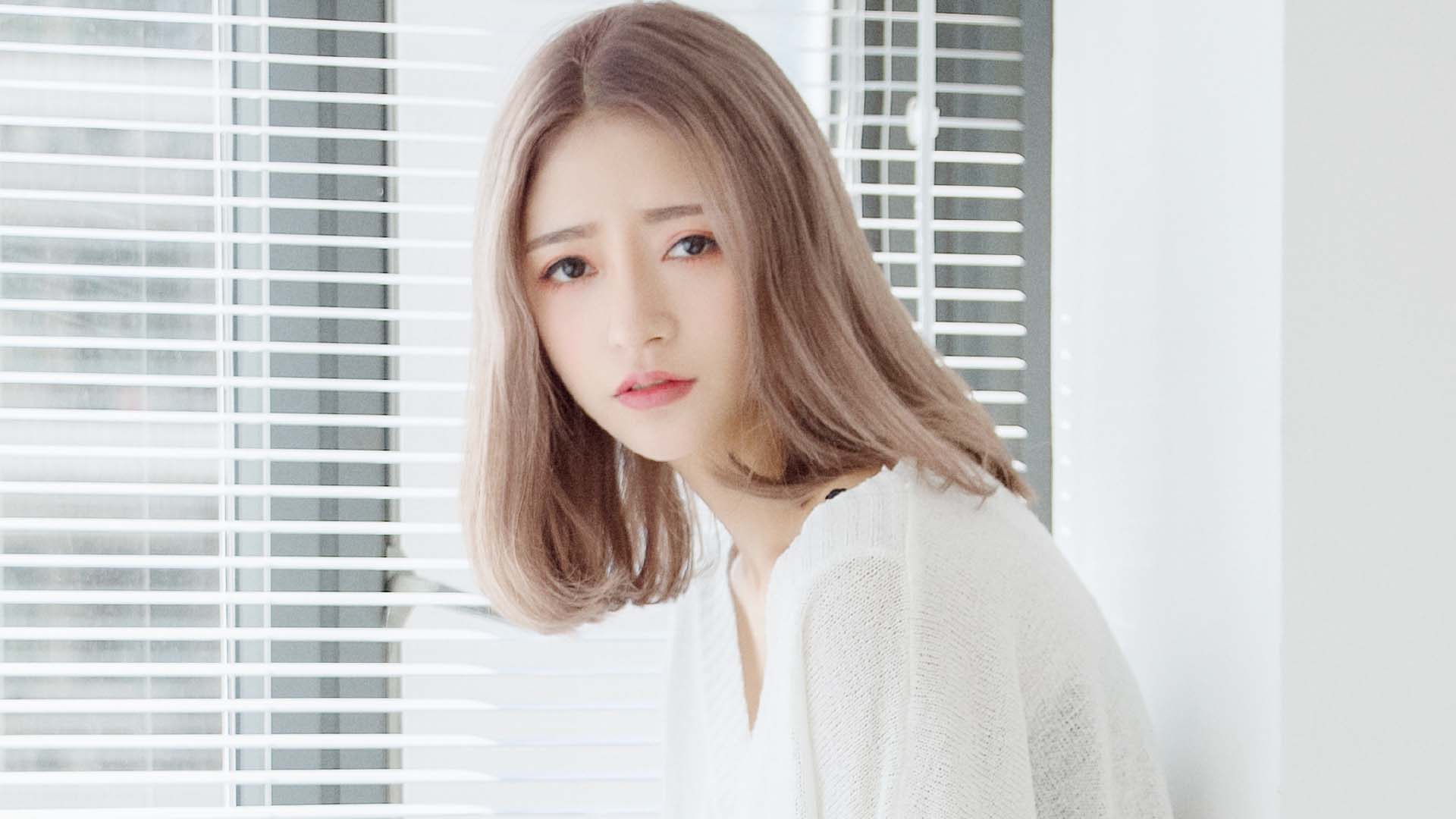 美女写真-iPhone17-1