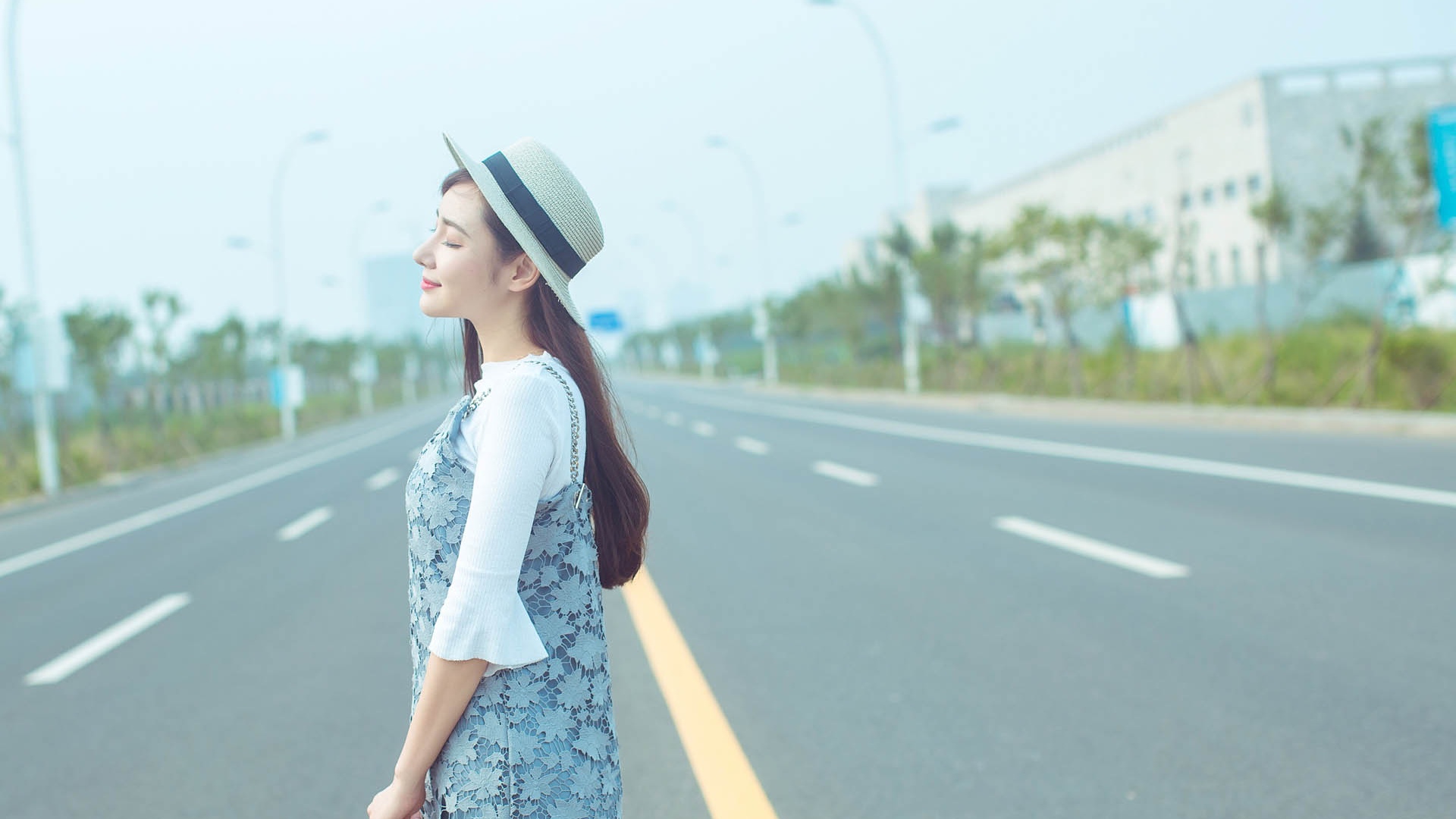 美女写真-iPhone17-1