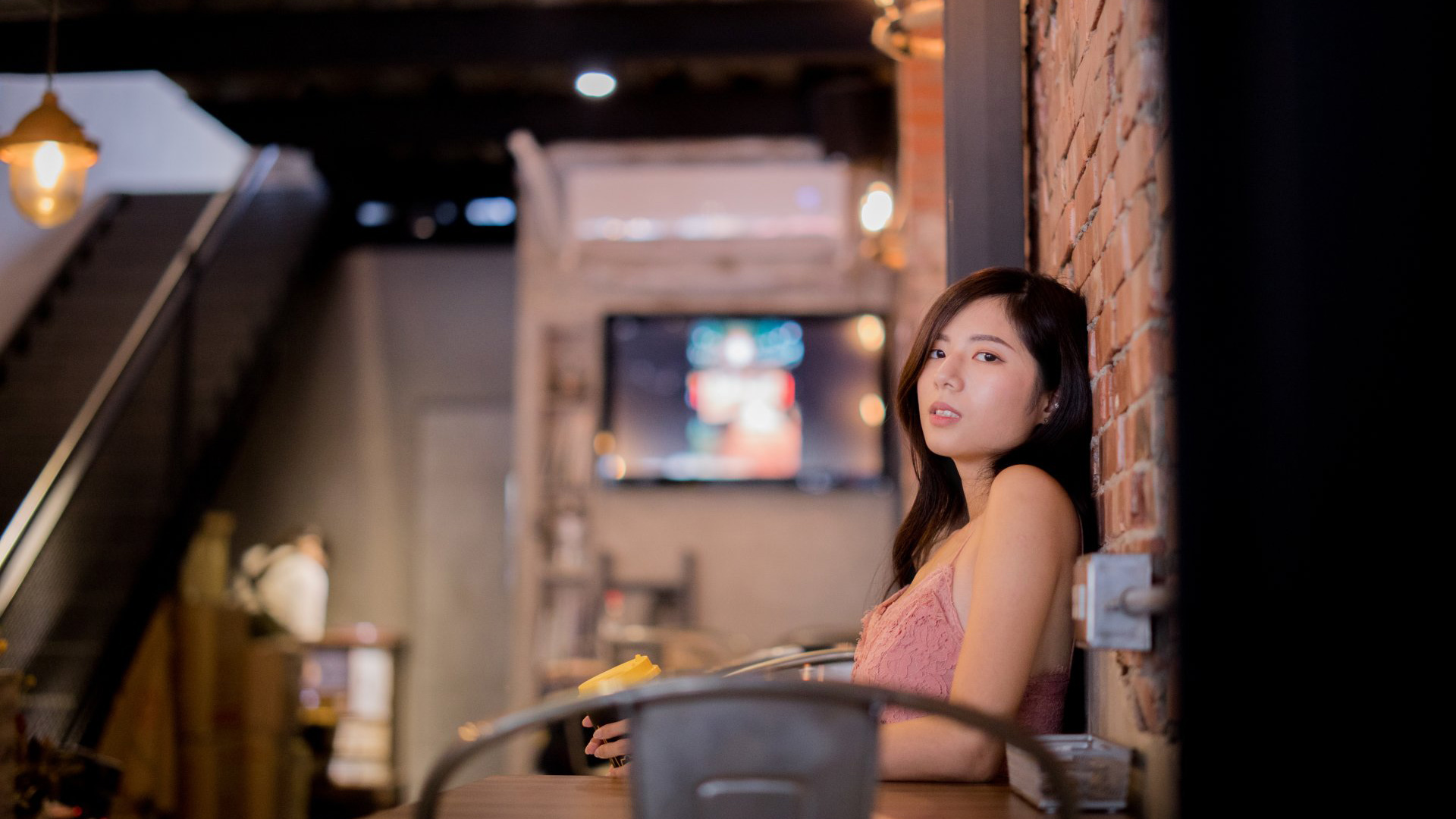 美女写真-iPhone17-1