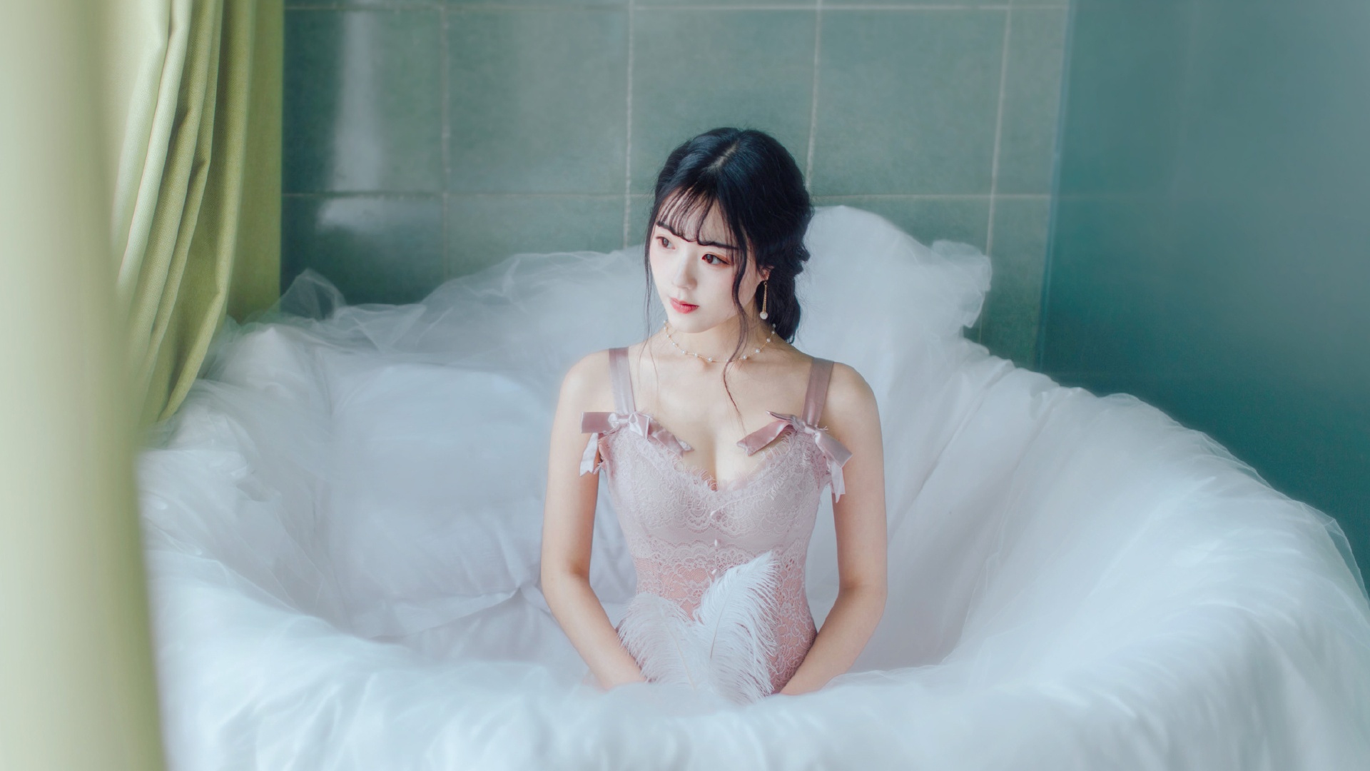 美女写真-iPhone17-1